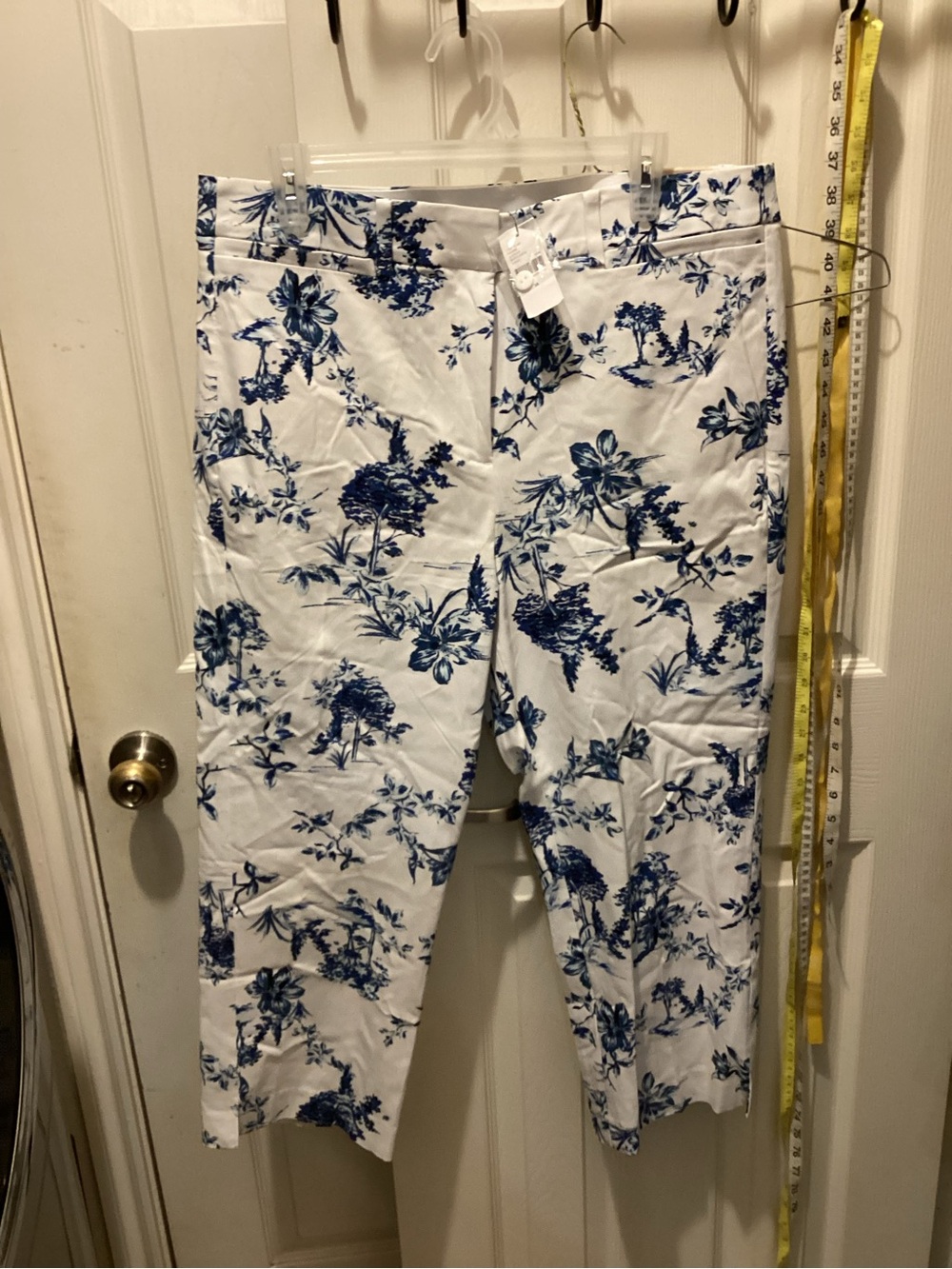 Lane Bryant White Cropped Jeans with Blue Floral Design